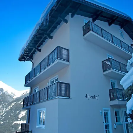In Near Slopes Apartment