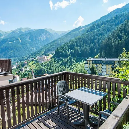 Apartment In Near Slopes *