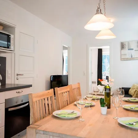 In Near Slopes Apartment