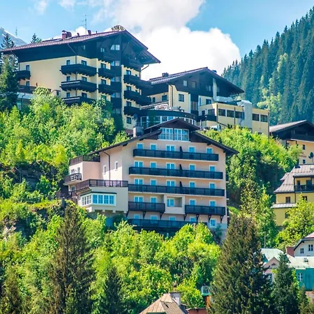 Apartment In Near Slopes Bad Gastein