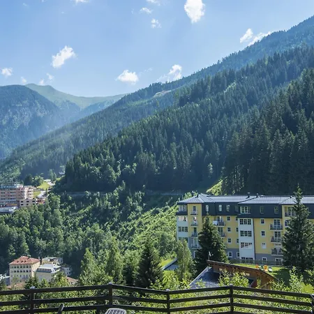 In Near Slopes * Bad Gastein